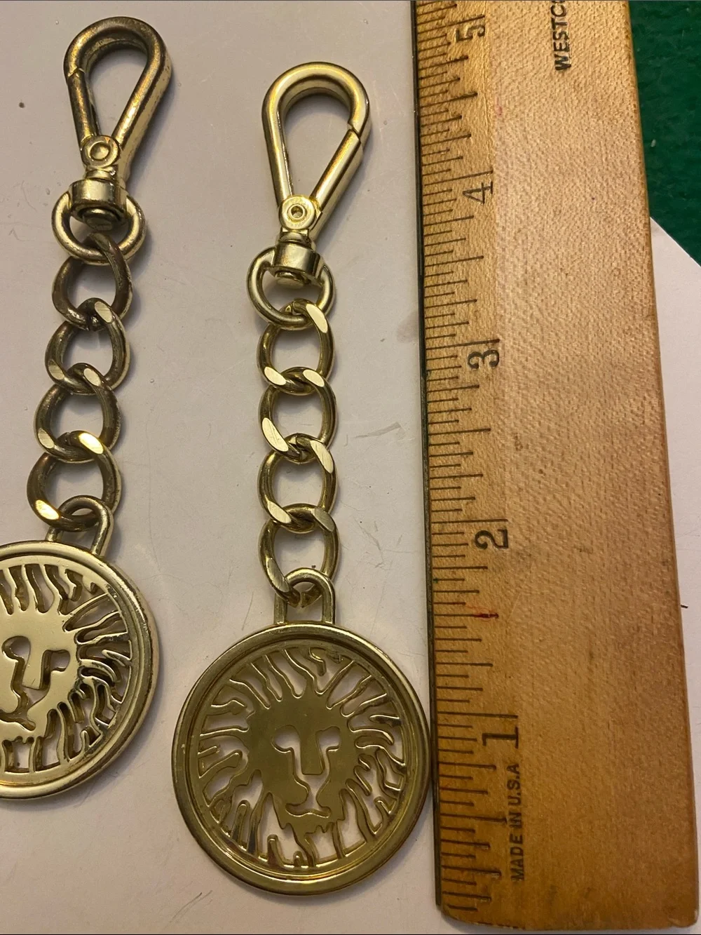 Pair 2 Gold Tone Vintage Anne Klein Souvenir Metal Keychain FOB Lion Head